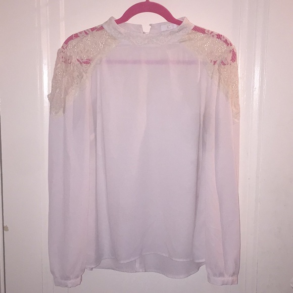 Tops - Large long sleeve white blouse with lace detail